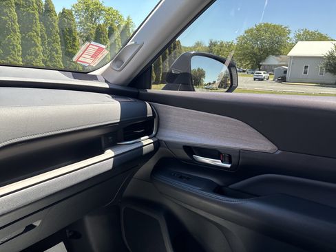 Certified 2024 Toyota Grand Highlander AWD image 18