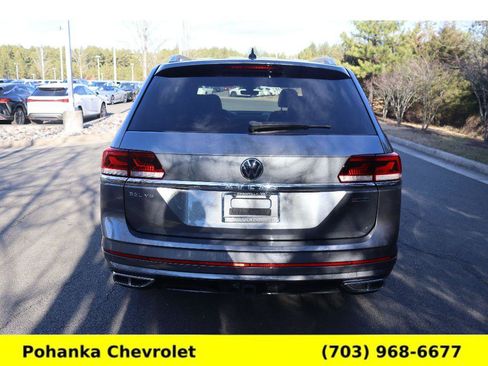 Used 2022 Volkswagen Atlas SEL R-Line image 6