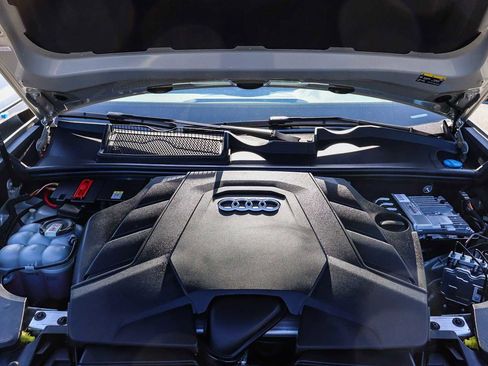 Used 2023 Audi Q8 Premium w/ Convenience Package AWD/4WD image 28