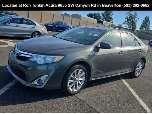 Used 2012 Toyota Camry XLE w/ Leather Pkg image 3