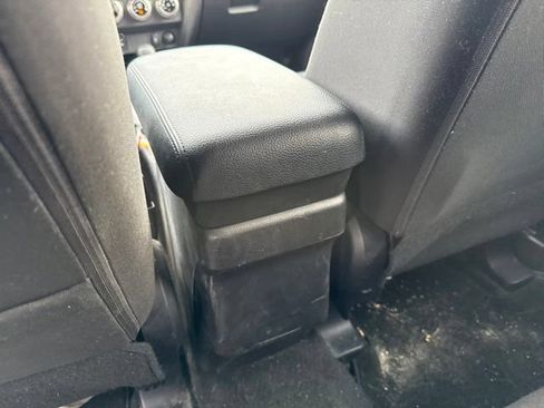 Used 2022 Mitsubishi Outlander Sport ES FWD image 16