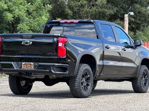 New 2026 Chevrolet Silverado 1500 ZR2 w/ Dark Appearance Package AWD/4WD image 4
