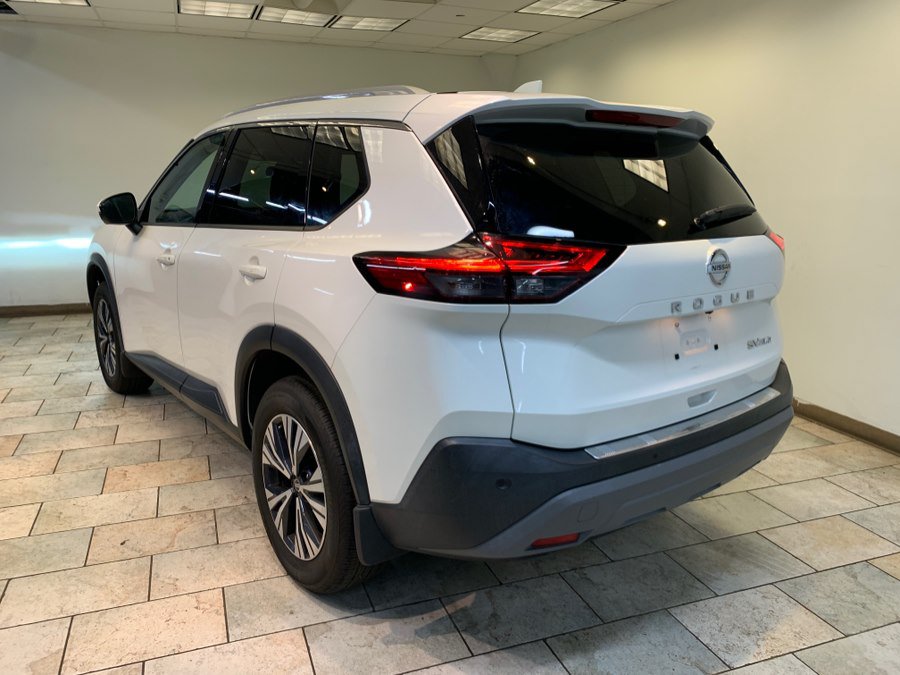 Used 2021 Nissan Rogue SV w/ Premium Package AWD/4WD image 11