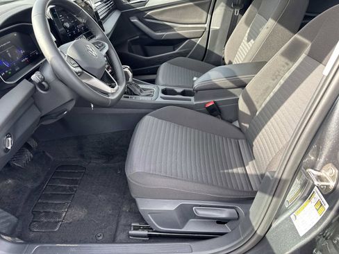 Certified 2025 Volkswagen Jetta S image 16