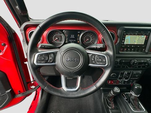 Used 2021 Jeep Gladiator Rubicon image 12