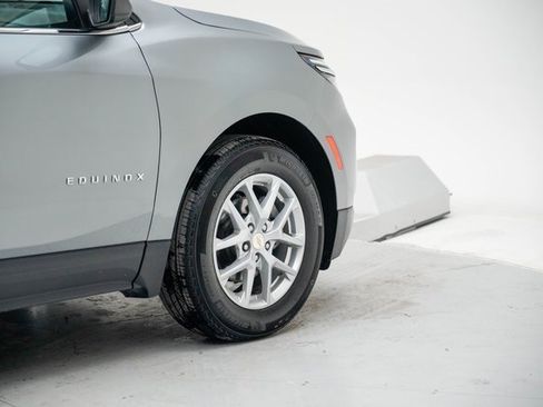 Used 2024 Chevrolet Equinox LT image 7