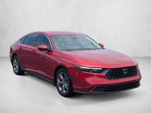 Used 2024 Honda Accord EX image 3