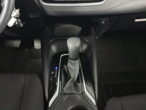 Used 2025 Toyota Corolla LE image 24