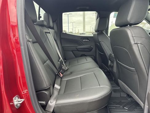 Used 2025 Chevrolet Colorado LT w/ LT Convenience Package RWD image 19