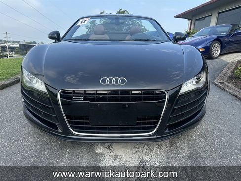 Used 2011 Audi R8 V8 image 2