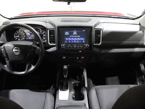 Used 2024 Nissan Frontier SV w/ Technology Package RWD image 2