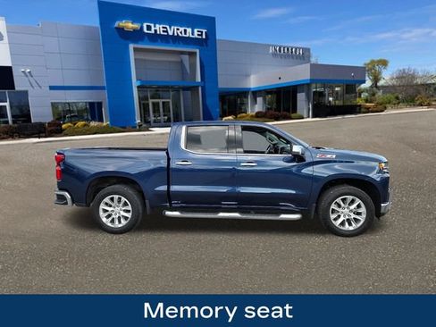 Used 2021 Chevrolet Silverado 1500 LTZ w/ LTZ Premium Package AWD/4WD image 8