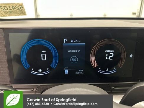 Used 2025 Hyundai Kona SEL image 33