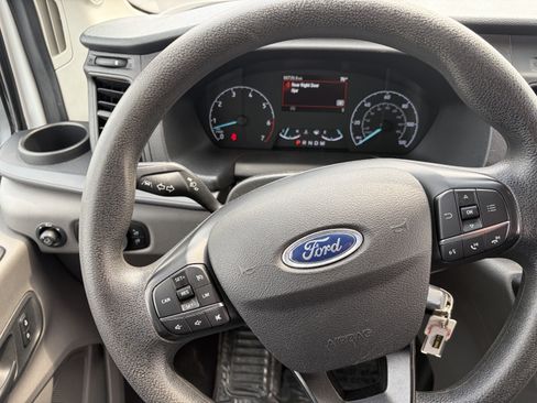 Used 2021 Ford Transit 350 XLT RWD image 12