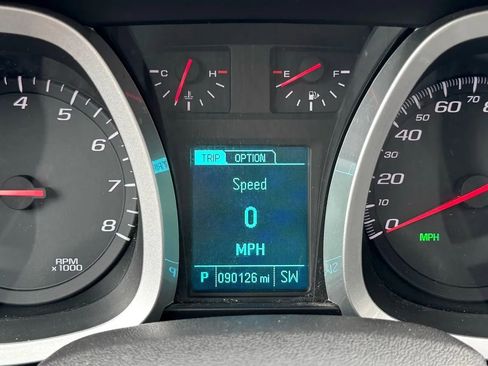 Used 2017 Chevrolet Equinox LT w/ Convenience Package image 27