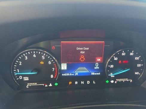 Used 2024 Ford Explorer Limited image 7