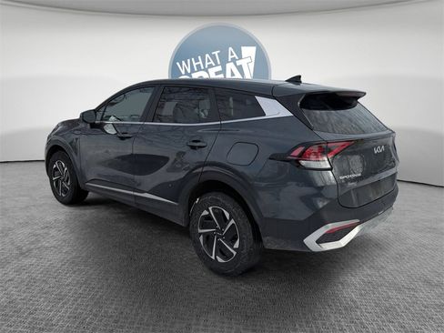 Certified 2023 Kia Sportage LX image 6