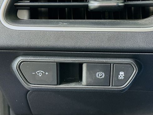 Used 2025 Kia K4 LXS FWD image 17