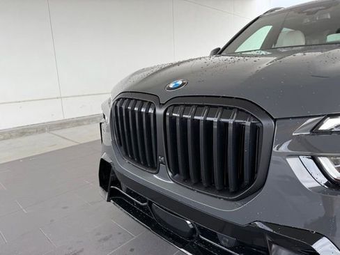 Used 2026 BMW X7 xDrive40i w/ M Sport Package image 2