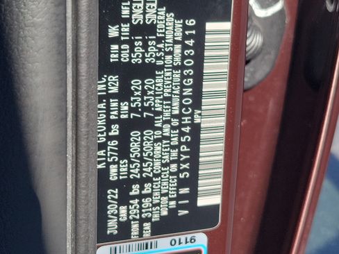 Used 2022 Kia Telluride SX w/ Towing Package FWD image 32