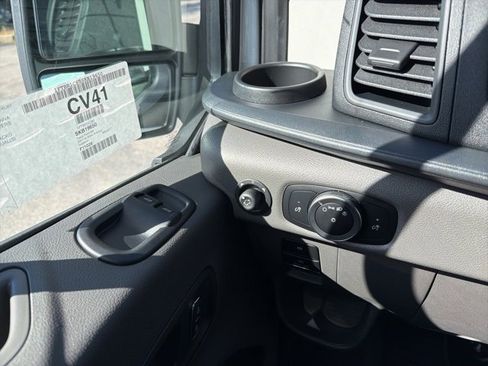 New 2025 Ford Transit 250 148 Medium Roof w/ Load Area Protection Package image 15