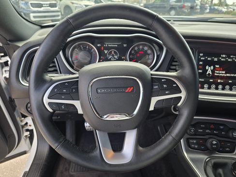 Used 2017 Dodge Challenger R/T Plus image 23