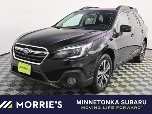 Used 2018 Subaru Outback 2.5i Limited image 1