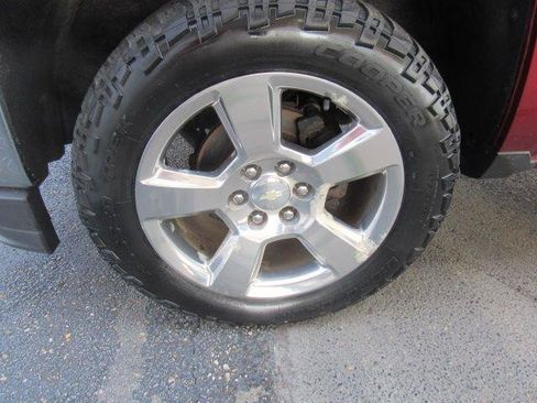 Used 2017 Chevrolet Silverado 1500 LT w/ All Star Edition AWD/4WD image 7