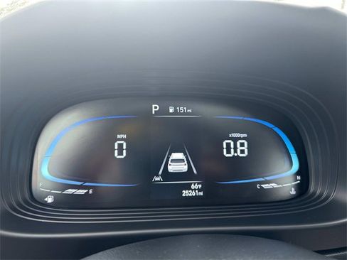 Used 2023 Hyundai Venue SEL image 27