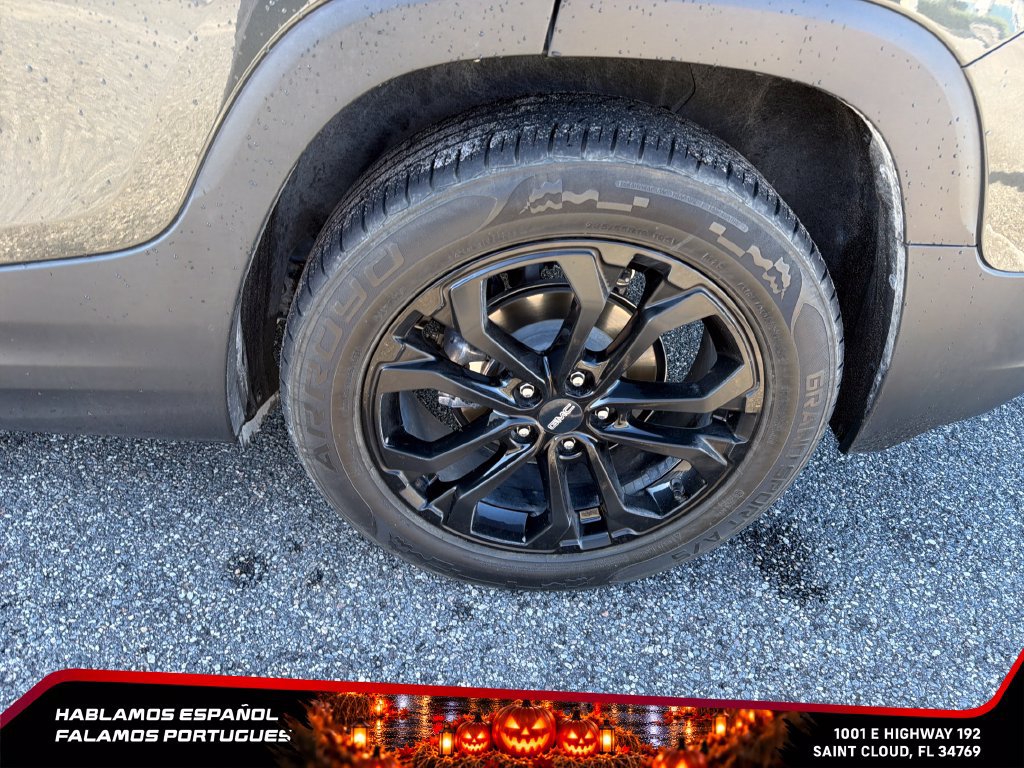 Certified 2021 GMC Terrain SLT w/ Infotainment Package II FWD image 11