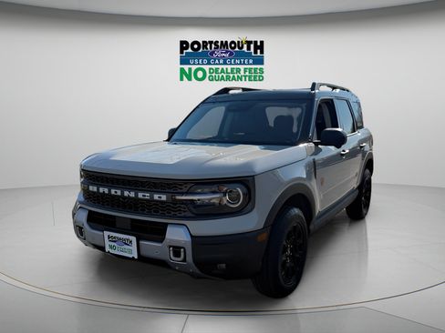 Used 2025 Ford Bronco Sport Badlands AWD/4WD image 16