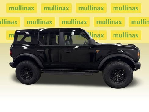 New 2026 Ford Bronco Badlands image 2