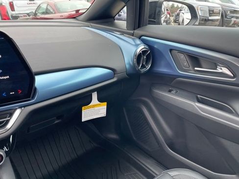 New 2026 Chevrolet Equinox EV LT w/ Convenience Package II FWD image 25