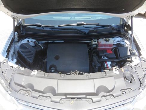 Used 2018 Chevrolet Traverse High Country AWD/4WD image 39