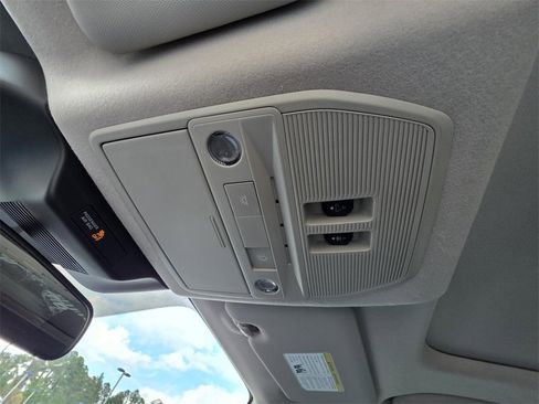 New 2026 Nissan Kicks SV image 26