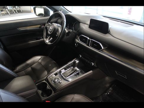 Used 2019 MAZDA CX-5 Signature AWD/4WD image 23