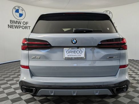 New 2026 BMW X5 xDrive40i w/ M Sport Package AWD/4WD image 7