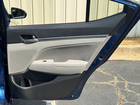 Used 2020 Hyundai Elantra SEL FWD image 37
