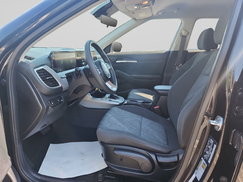 Certified 2024 Kia Seltos LX AWD/4WD image 10