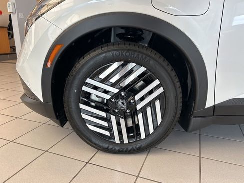New 2026 Nissan Leaf SV+ w/ Floor Mat Package (SV+) FWD image 52