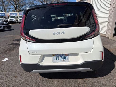 Used 2024 Kia Soul LX w/ Option Group 015 image 6
