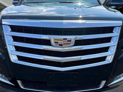 Used 2015 Cadillac Escalade ESV Premium AWD/4WD image 32