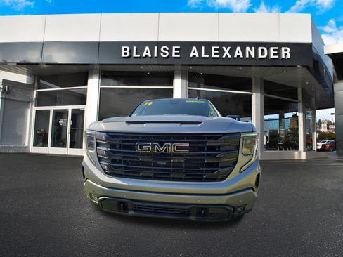 Used 2026 GMC Sierra 1500 Elevation AWD/4WD image 9