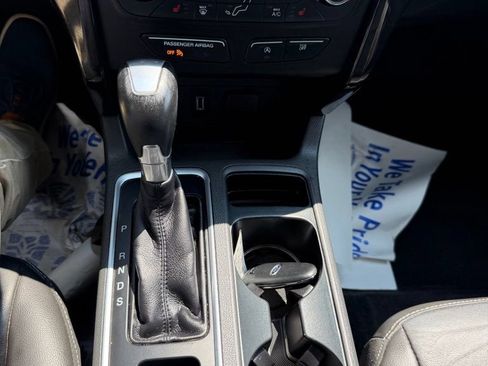 Used 2017 Ford Escape Titanium FWD image 16
