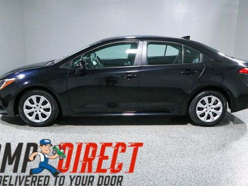Used 2024 Toyota Corolla LE FWD image 10