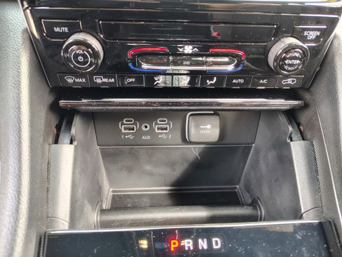 Certified 2025 Jeep Grand Cherokee L Laredo image 39