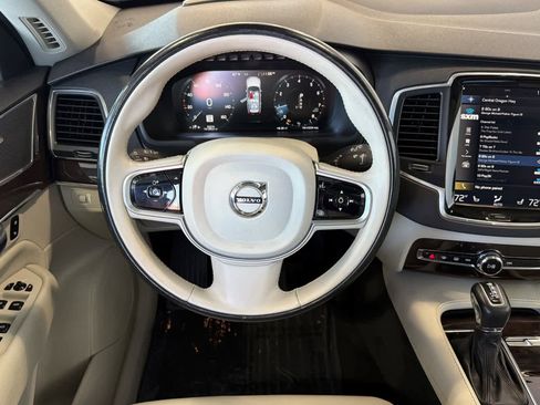 Used 2019 Volvo XC90 T6 Momentum w/ Advanced Package AWD/4WD image 16