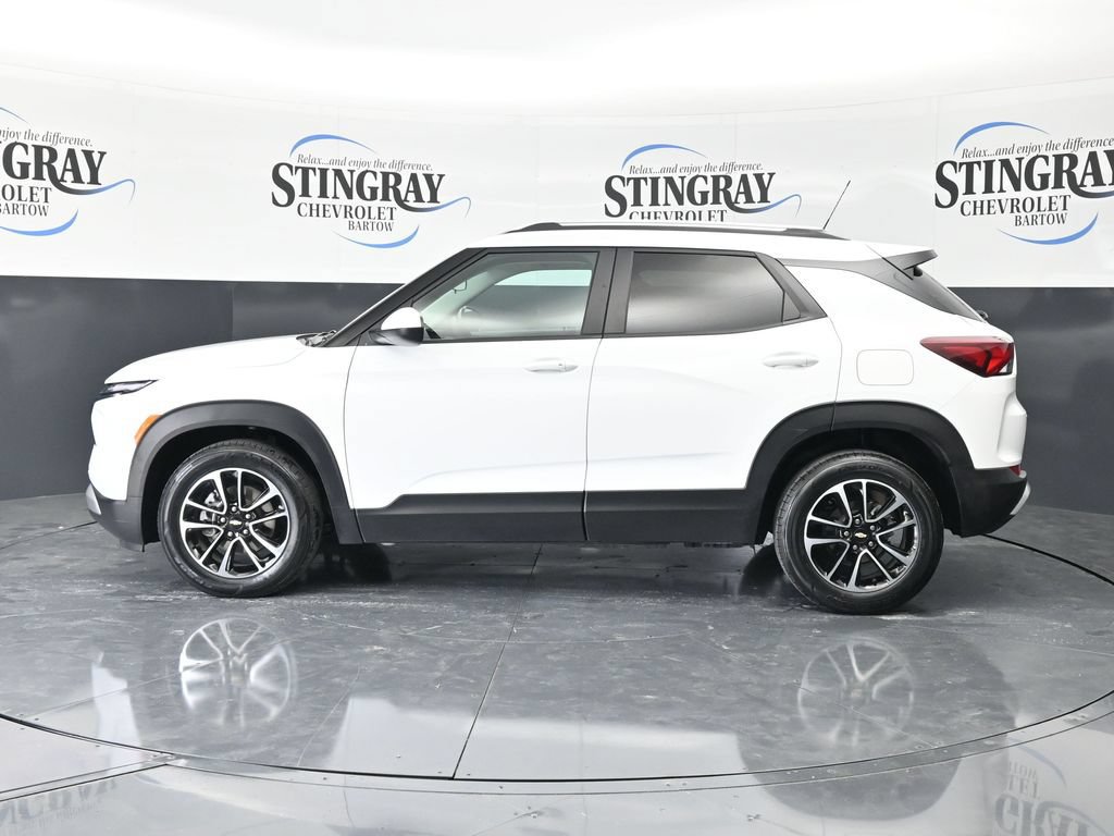 Used 2025 Chevrolet TrailBlazer LT FWD image 5