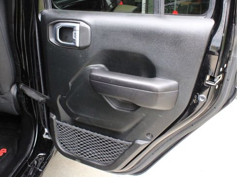 Used 2021 Jeep Wrangler Unlimited Sport w/ Sun And Sound Package AWD/4WD image 27