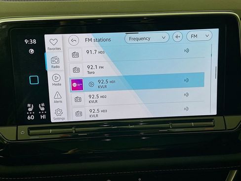 Used 2024 Volkswagen Atlas SE image 14